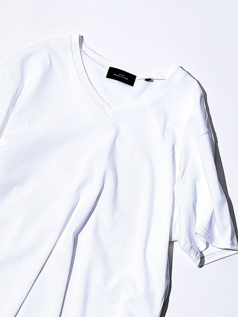 【Recency of Mine】ローズペトール VネックTシャツ