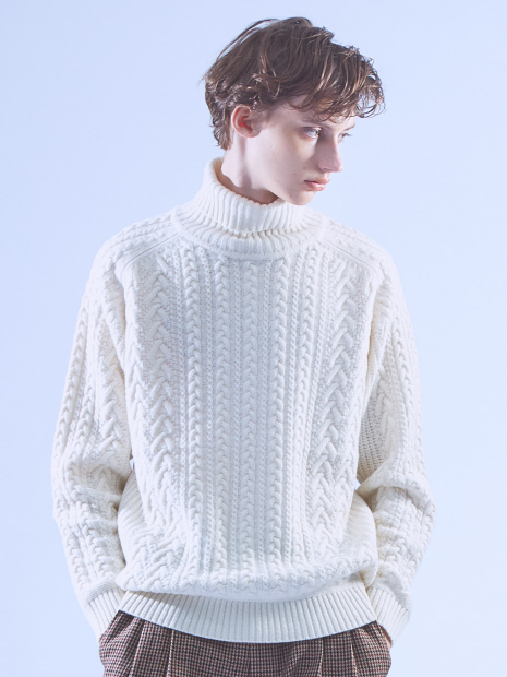【LANEROSSI】RIB×CROSSKNIT タートルネックニット