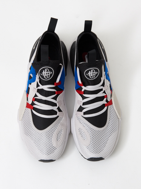 【NIKE】ハラチ エッジ E.D.G.E.TXT