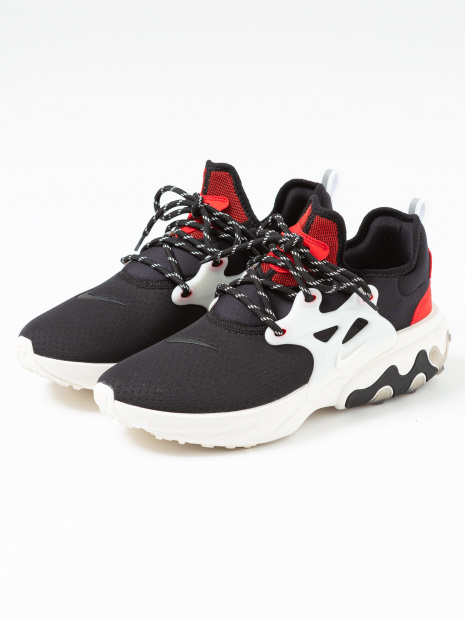【NIKE】プレストリアクト スニーカー
