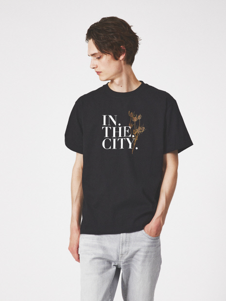 【IN THE CITY】ドライフラワー 半袖 Tシャツ