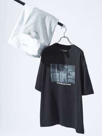 DoNotDisturb グラフィック プリント 半袖Tシャツ/オーバーサイズ/LE TRIO ABAHOUSE