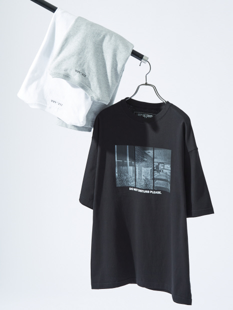 DoNotDisturb グラフィック プリント 半袖Tシャツ/オーバーサイズ/LE TRIO ABAHOUSE