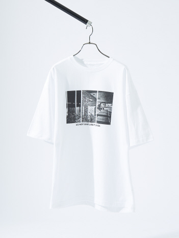 ABAHOUSE - DoNotDisturb グラフィック プリント 半袖Tシャツ/オーバーサイズ/LE TRIO ABAHOUSE