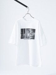 アバハウス
DoNotDisturb グラフィック プリント 半袖Tシャツ/オーバーサイズ/LE TRIO ABAHOUSE