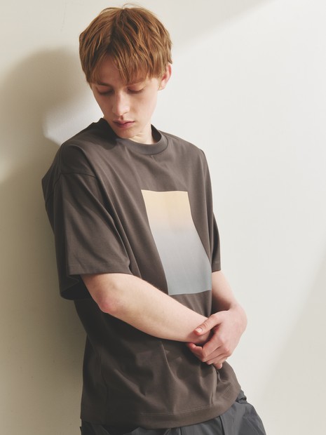 グラデーション グラフィック プリントTシャツ/オーバーサイズ