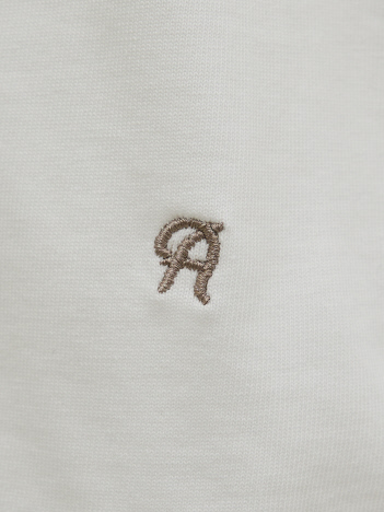MATERIAL