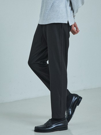 【コスミカルウォーム】 ノータック イージースラックス / スリムシルエット