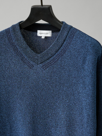 WOOL MIX ブークレーＶネックニット