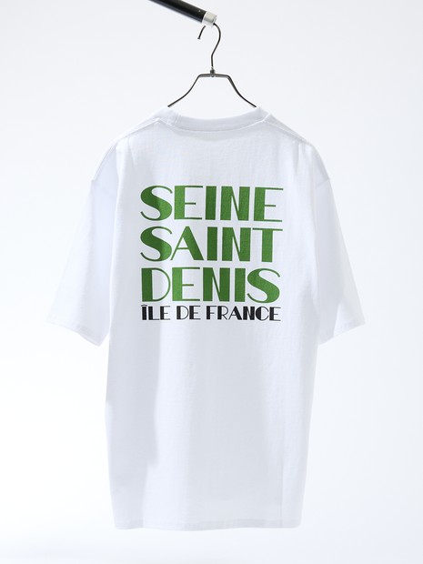 ABAHOUSE - SCENE GRAPHIC バックプリントTシャツ / リラックスフィット【予約】