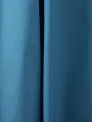 MATERIAL