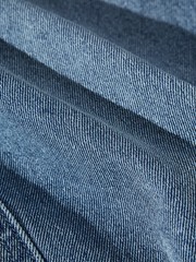 MATERIAL