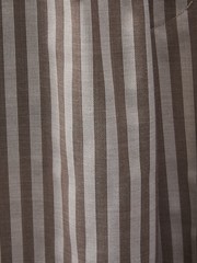 MATERIAL