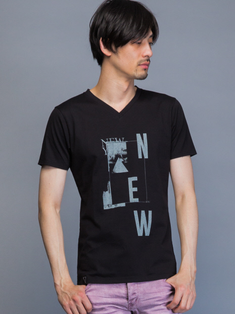 ビルディングVネックTシャツ