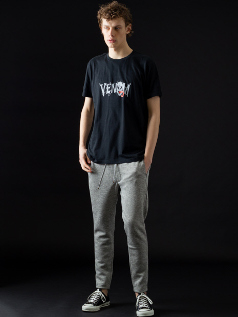ヴェノムロゴ フィットTシャツ