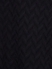 MATERIAL
