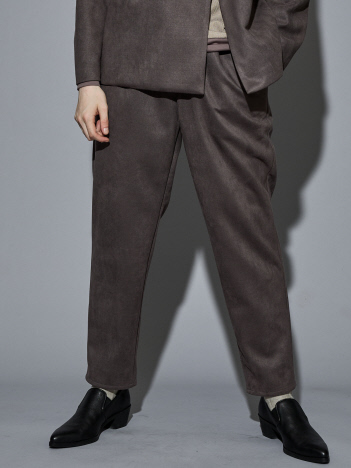 5351POUR LES HOMMES - 【セットアップ対応】ストレッチ スエード テーパードパンツ【予約】