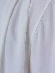 MATERIAL