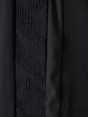 MATERIAL