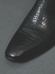 MATERIAL