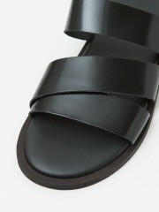 MATERIAL