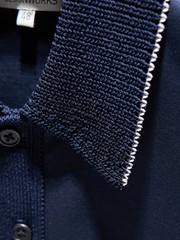 MATERIAL