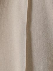 MATERIAL