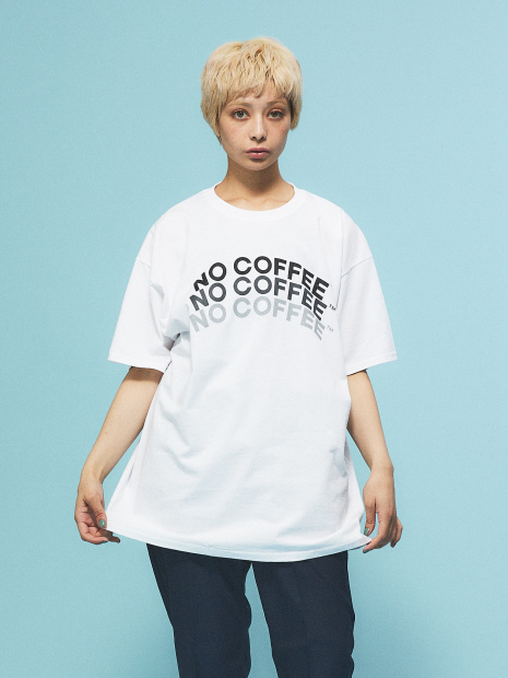 【NO COFFEE × FRUIT OF THE LOOM】コラボアイテム　ワンポイントブランドロゴ　プリント Tシャツ / ユニセックス
