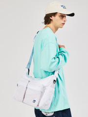 アバハウス
【UNIVERSAL】2POPCKET SHOULDER / ショルダーバッグ 15L / UVO-192