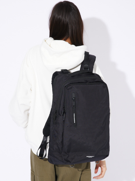 【INDISPENSABLE / インディスペンサブル】BACKPACK SLAPS XTEX/バックパック