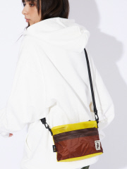 セレクト バイ アバハウス (レディース)
【COBMASTER】ナイロンショルダーバッグ / バイカラー / 軽量 / Bi Color Cupid Shoulder BAG【WEB限定】
