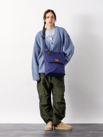 【UNIVERSALOVERALL / ユニバーサルオーバーオール】VERTICALLY flap shoulder/フラップショルダーバッグ/UVO-209
