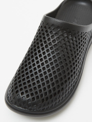 MATERIAL