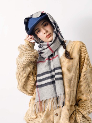 ウール100％　チェック柄マフラー