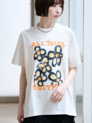セレクト バイ アバハウス (レディース)
【KURO/クロ】ANYTHING FLOWER Tシャツ/日本製【WEB限定】