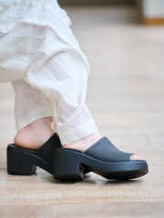 セレクト バイ アバハウス (レディース)
【CROCS / クロックス】BROOKLYN HEEL / ブルックリン スライド ヒール【WEB限定】