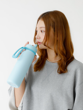 SELECT BY ABAHOUSE (Ladie's) - 【b.box/ビーボックス】フリップトップボトル690ml（ステンレス製水筒）/ Insulated Flip Top Bottle 690ml/ドリンクボトル/水筒/子供/ギフト【WEB限定】