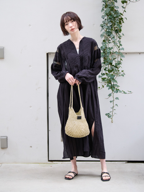 【Swaraj/スワラージ】手編みのメタリックマクラメバッグ / ハンドバッグ / ハンドメイドOVAL TOTE【WEB限定】