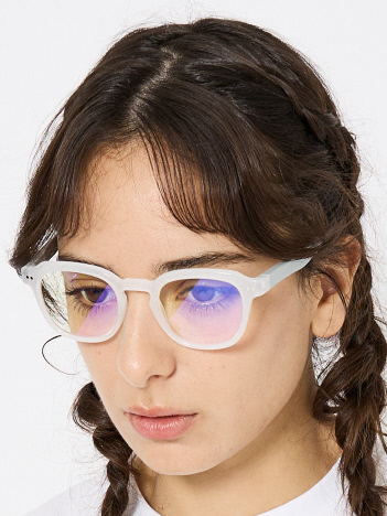 【LE FOON / ルフォーン】老眼鏡/リーティンググラス/ブルーライトカット/クリア/ウェリントン/ユニセックス【WEB限定】