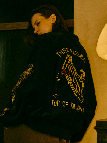 ABAHOUSE - 【THRIFTY LOOK / スリフティルック】Greenland Souvenir Blouson / グリーンランド スーベニアブルゾン /ヴィンテージライク /刺繍 /ユニセックス【予約】