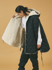 【WEB限定】TAION MILITARY RIVERSIBLE DOWN CAPE【UNISEX】リバーシブルダウンケープ/ ポンチョ