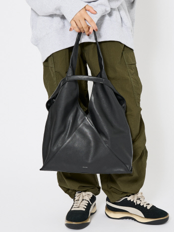 ABAHOUSE - 【YArKA/ヤーカ】 real leather different length handles tote / リアルレザー⻑短ハンドル トートバッグ/ユニセックス【予約】