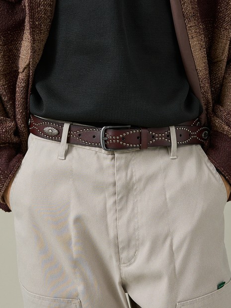 ◆希少◆美品◆oluti◆ウェスタンベルト　コンチョ　スタッズ ウエスタン カントリー ベルト 茶色 ブラウン 型押し ライン