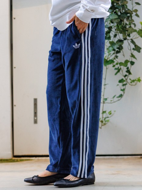 adidas アディダス ベロア トラックパンツ【Sサイズ】 adidas / アディダス】ベロアトラックパンツ/VELOUR SST PANT/ベロア