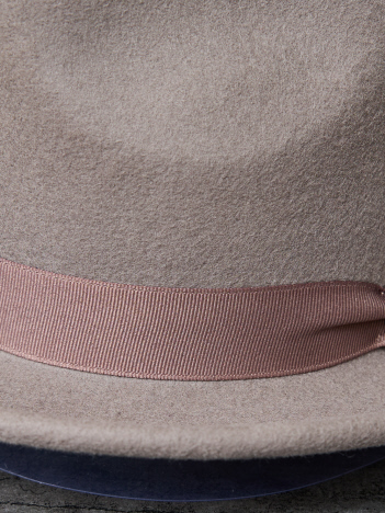 MATERIAL