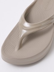 MATERIAL