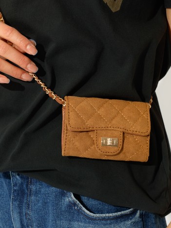 【VELETTO/ヴェレット】スエードキルティングカードケース/チェーンストラップ付/カードケース/合成皮革/お出かけ/チェーン【WEB限定】