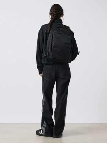 【DsBk / ディーエスビーケー】 SOLID BACKPACK ／デイリーバックパック ／ユニセックス 【WEB限定】