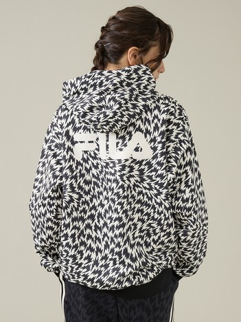 【ELEY KISHIMOTO×FILA】イーリーキシモト×フィラ スウェットフーディ / ユニセックス / SM6FBU709