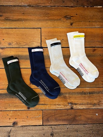 【WEEKENDER/ウィークエンダー】ロゴソックス / 靴下 / SOCKS LOGO